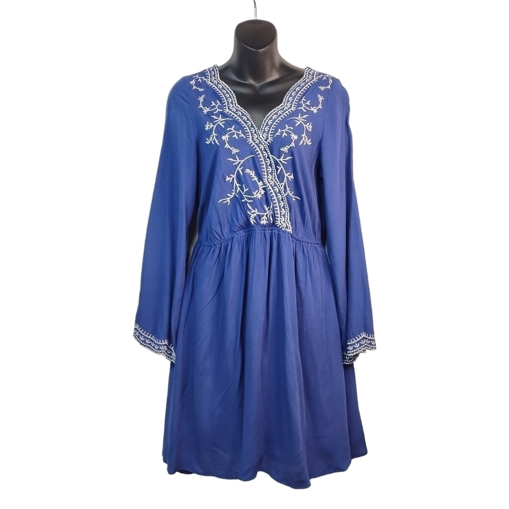 Hailey & Co. Women's Blue Embroidered V-Neck Longsleeve Dress Size M NWT